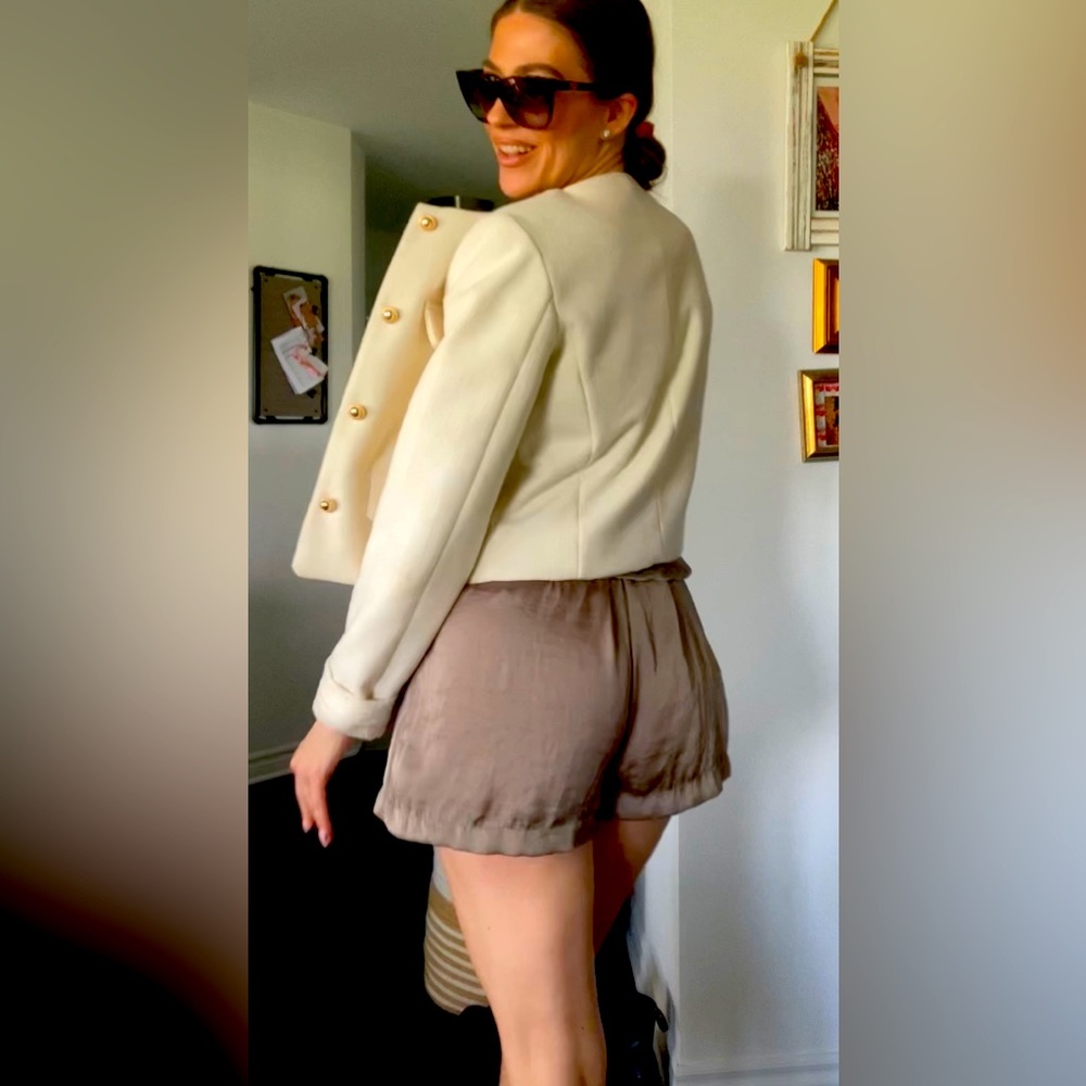 Beige taupe one shoulder shorts romper - Picture 4 of 8